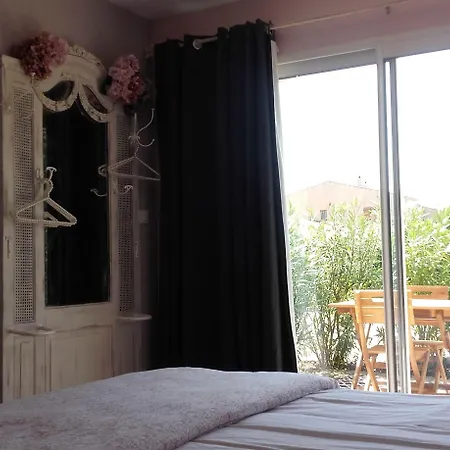 La Bastide Du Bouchou Bed & Breakfast 4*