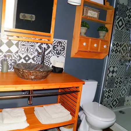 La Bastide Du Bouchou Bed & Breakfast 2*