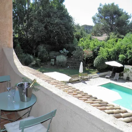 La Bastide Du Bouchou Bed & Breakfast