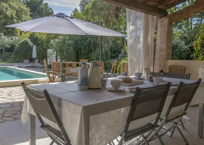 La Bastide Du Bouchou 4*