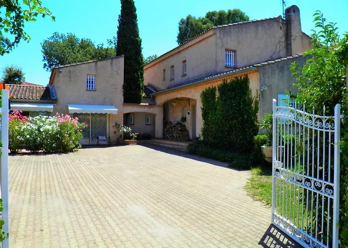 فندق مبيت وإفطار La Bastide Du Bouchou
