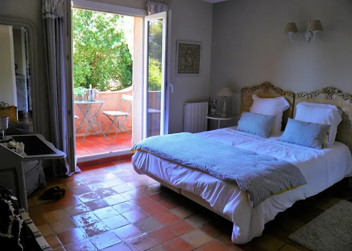 La Bastide Du Bouchou فندق مبيت وإفطار سيكس-فور-لو-بلاج