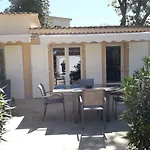 Bed & Breakfast La Bastide Du Bouchou 4*