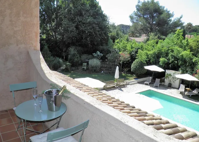 La Bastide Du Bouchou Bed & Breakfast