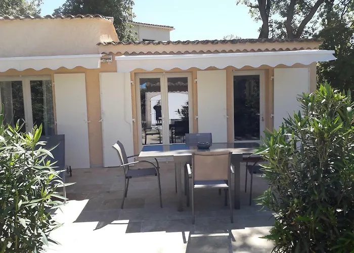 Bed & Breakfast La Bastide Du Bouchou 4*